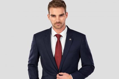 Oblek Cascio - perfektní volba do práce i do společnosti - náhled