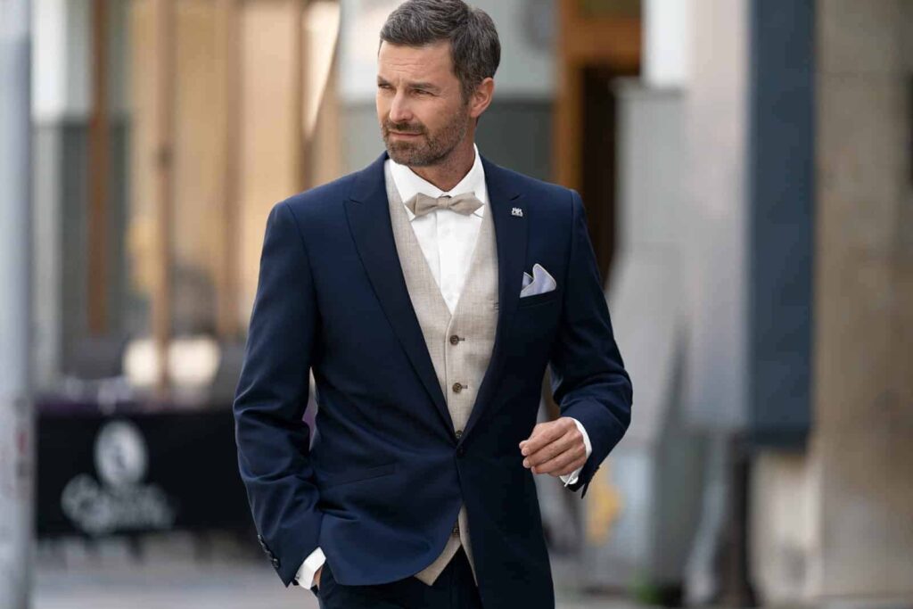 V tomto elegantním outfitu uděláte perfektní dojem například na svatbě