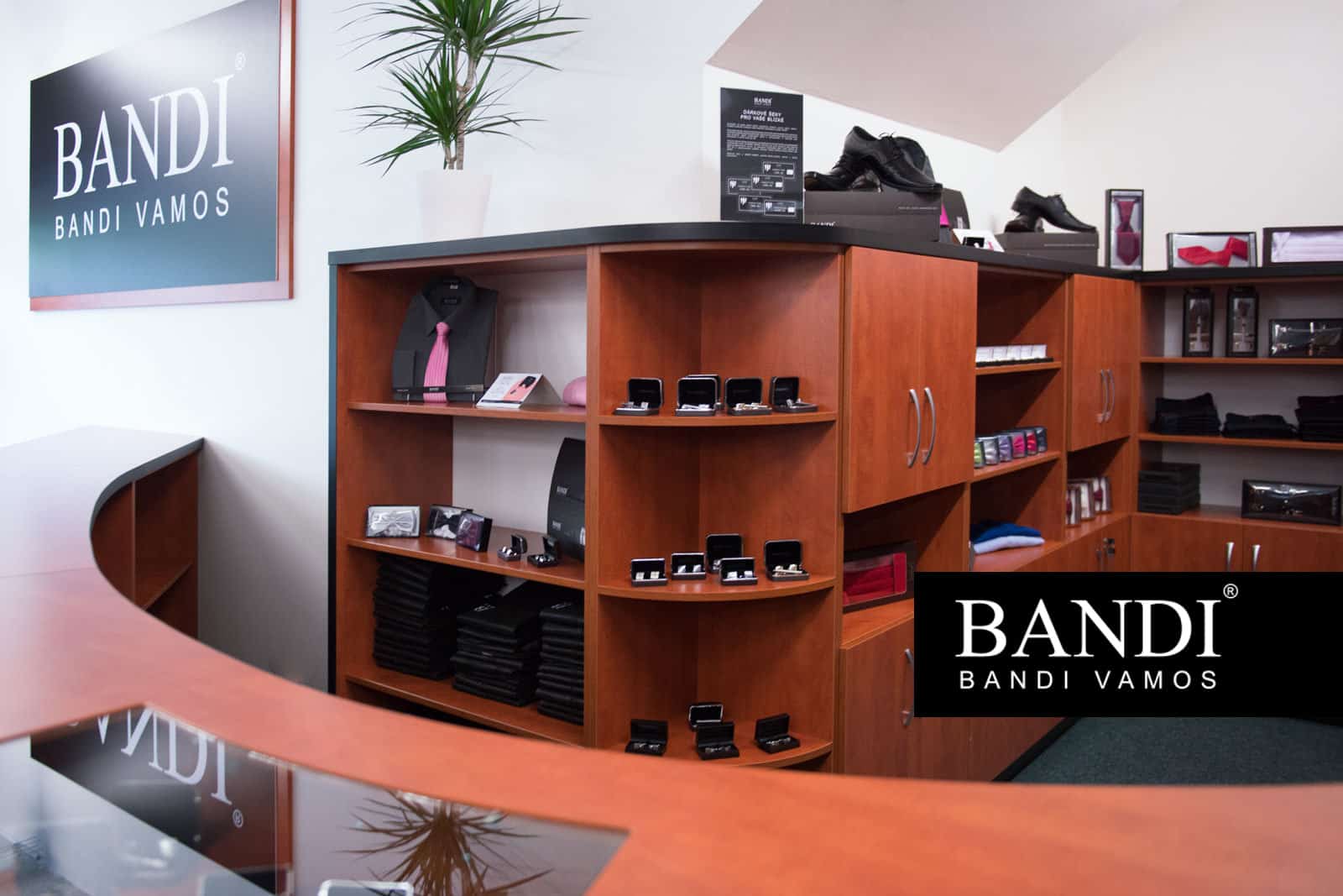 Prodejna Pánské obleky BANDI Pardubice 4