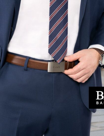 K formálnímu outfitu byste měli volit opasek šíře 3,5 cm