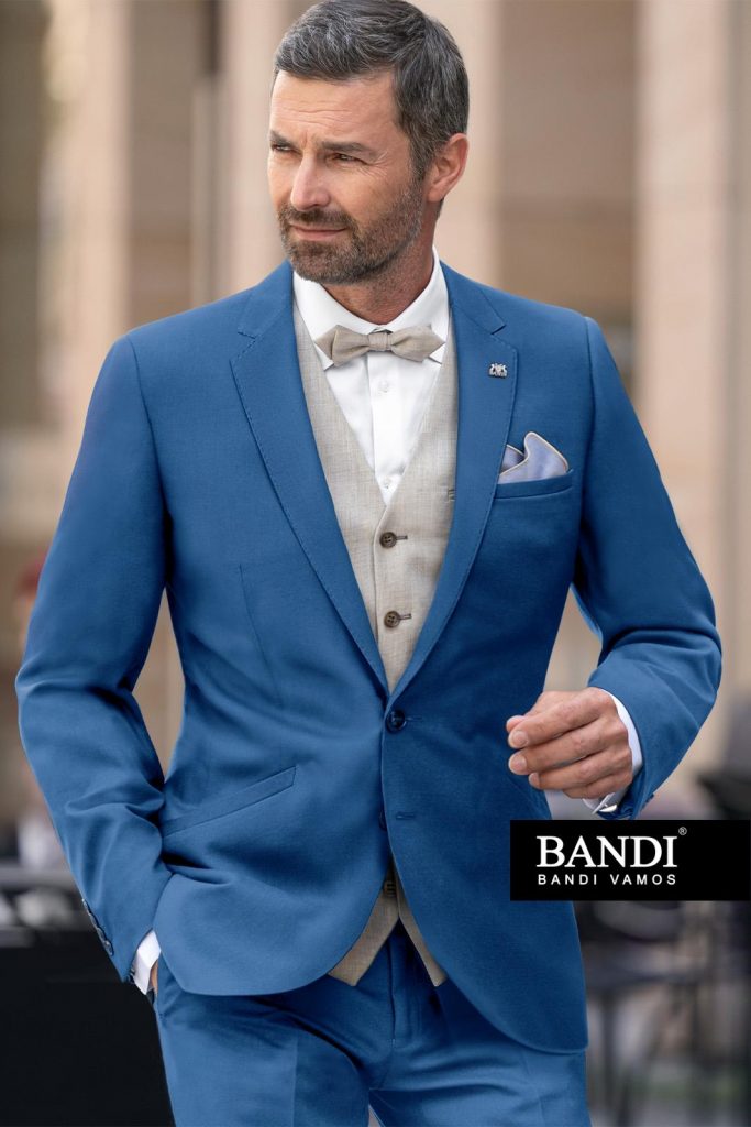 Světle modrý pánský oblek BANDI, Arturo, Slim Fit, společenský outfit