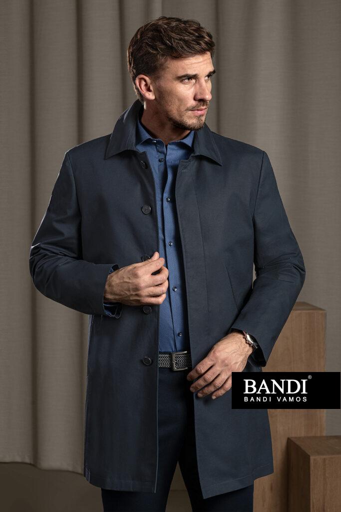 Pánský plášť BANDI. model Filliano, Marin, Tailored - krátký trenčkot