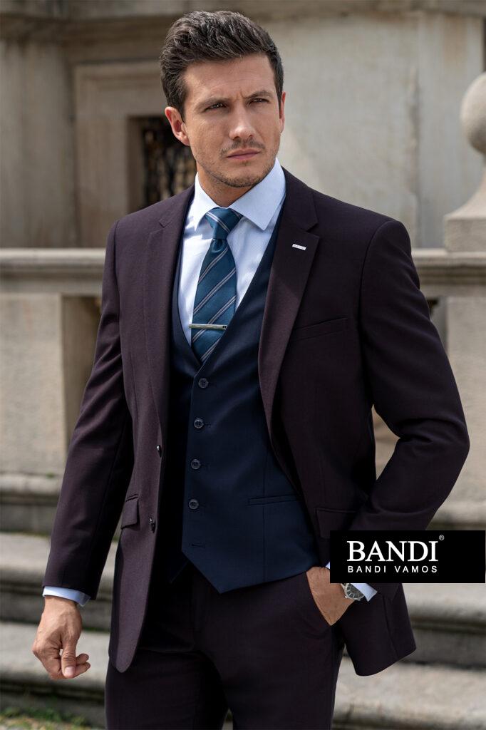 Jedinečný pánský oblek BANDI Artemio Marsala, Tailored Fit - ukázka stylového outfitu do zaměstnání 